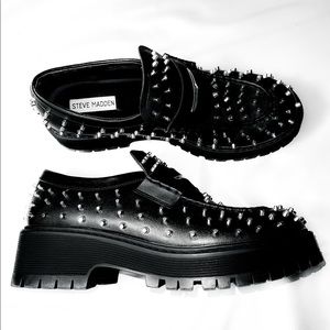 discontinued STEVE MADDEN studded malvern loafer
